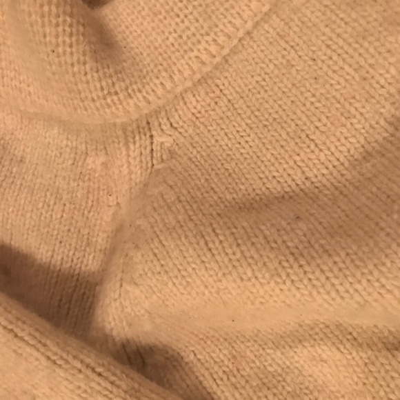 SALE! J.Crew Super Soft Sweater Small - Picture 3 of 7